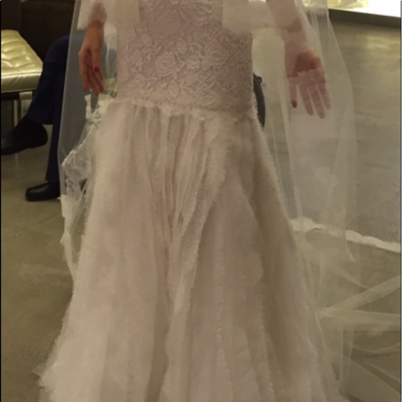 Christian Dior Wedding Gown - Picture 1 of 7